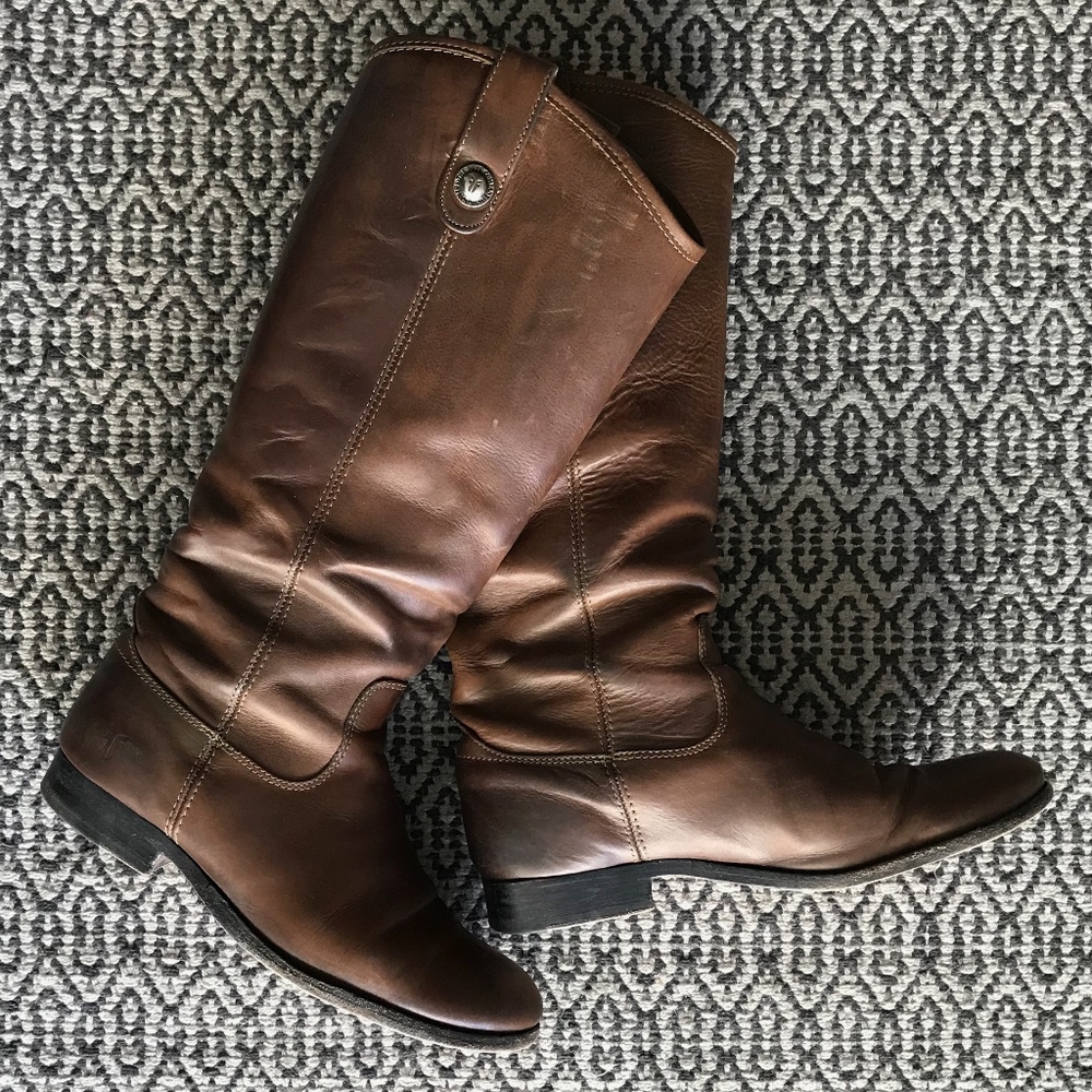 Frye Melissa Button Boot in Fawn